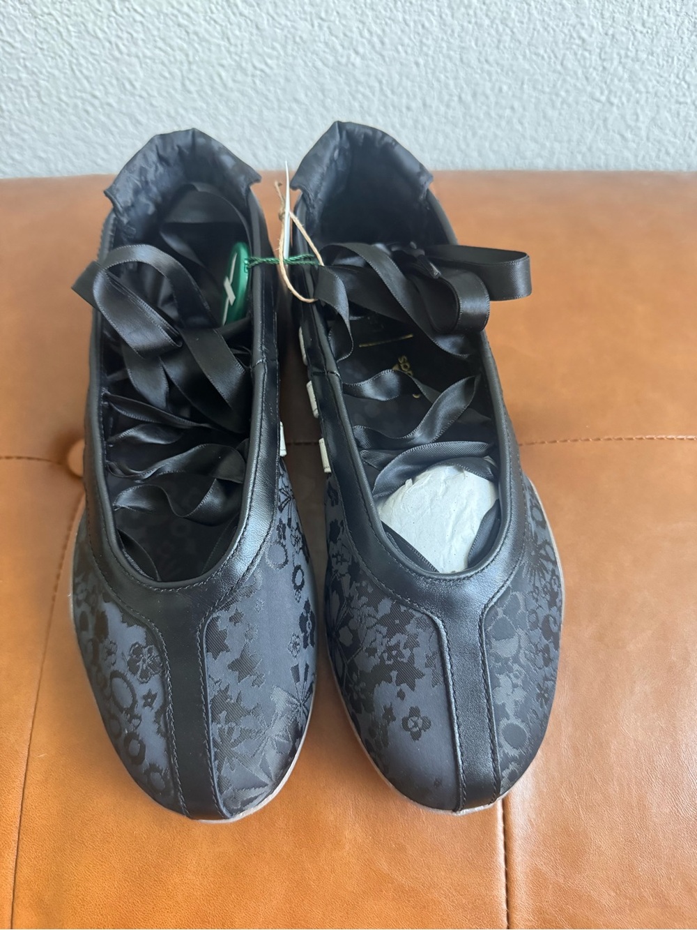 NWT Adidas Taekwondo Mei Ballet W Black White Gum Shoes Women’s 7.5 IH6916 - Picture 4 of 7